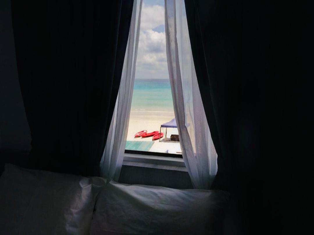 The Room Perhentian - Long Beach Kampung Kuala Besut Exterior foto