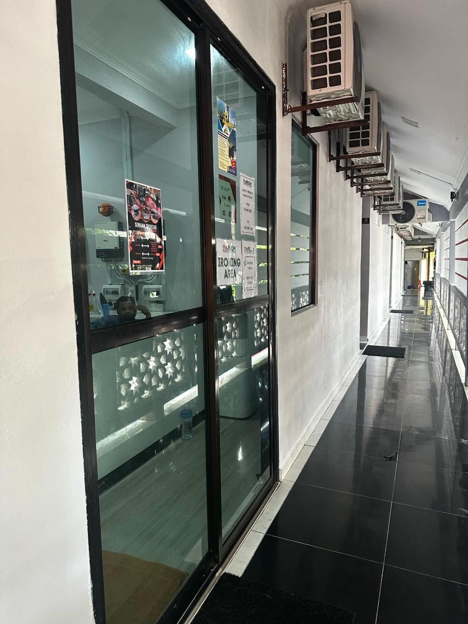The Room Perhentian - Long Beach Kampung Kuala Besut Exterior foto